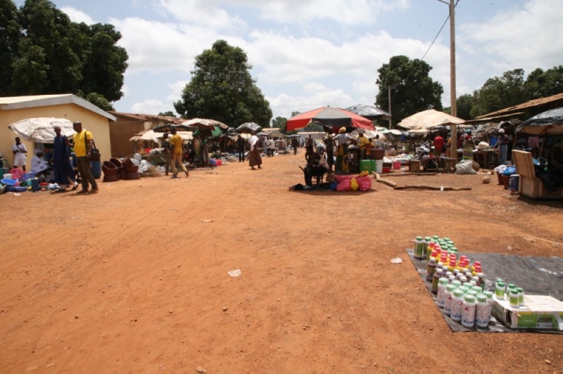 Marché de Sikolo C55R7492 (3)(1)