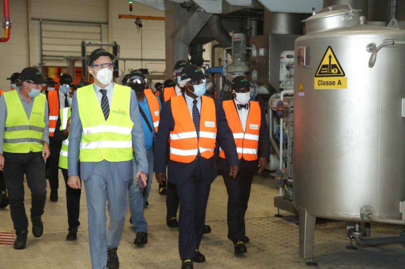 Le ministre chargé de la promotion de l’investissement privé a effectué, ce vendredi 26 juin 2020, une visite de terrain à la brasserie de Brassivoire 