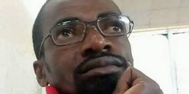 ‘’La paix en Côte d’Ivoire’’ et ‘’L’unité nationale’’ : deux toiles du peintre Ayéa Yapo René. (DR)