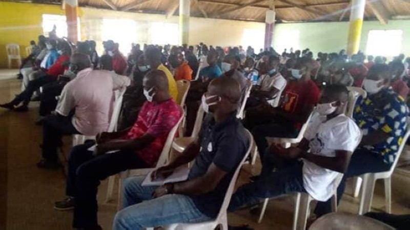 les arbitres dissidents lors de leur réunion lundi dernier à Yopougon
