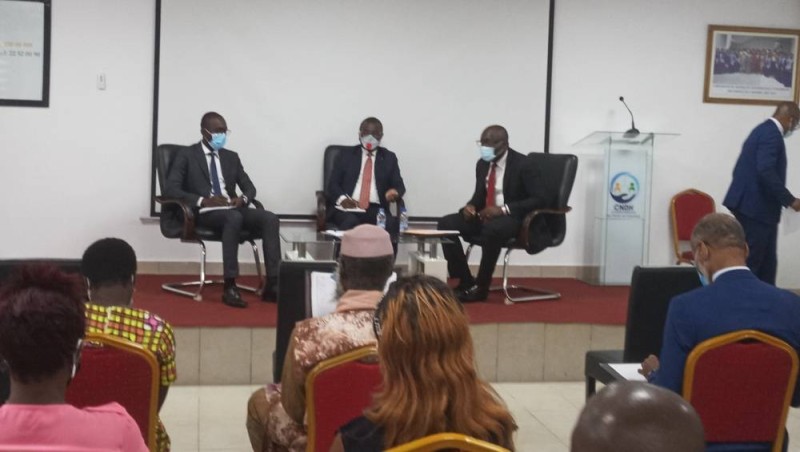 Le panel de la 29è session du Forum des droits de l'homme du CNDH (Ph: Salif D. CHEICKNA)