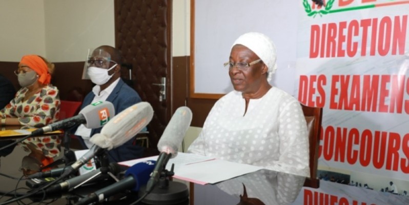 La directrice des examens et concours (Deco), Dosso Nimaga Mariam, lors des résultats du Bepc 2020. (DR)