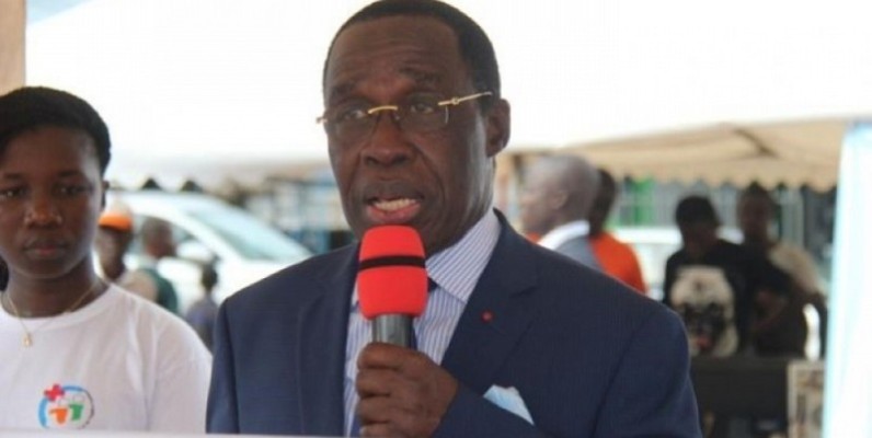 Le ministre de la Santé et de l’Hygiène publique, Dr Aka Aouélé. (DR)