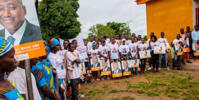 Les populations de Gbémazo prient pour le repos de l'âme d'Amadou Gon Coulibaly. (DR)