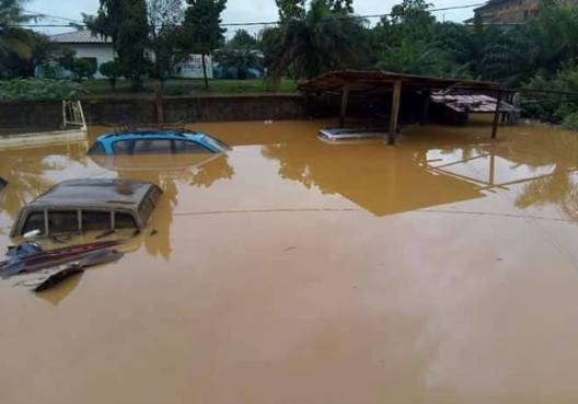 Un garage sous les eaux. (DR)