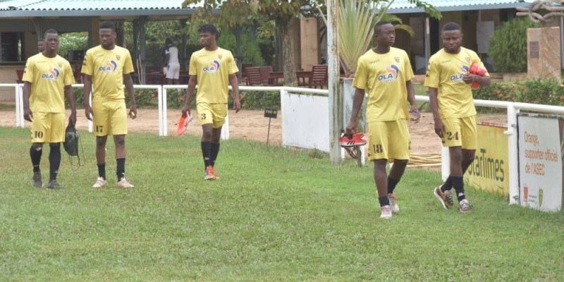 Les joueurs ont investi Sol Béni très tôt ce lundi matin. (DR)