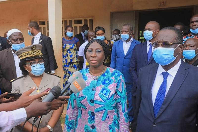 Le ministre Kandia Camara a lancé officiellement la rentrée scolaire 2020-2021 à Bongouanou. (DR)