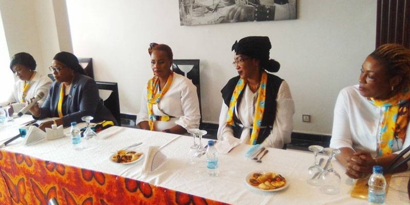 "Africa Women Hope" veut mettre fin aux grossesses précoces en milieu scolaire. (DR)