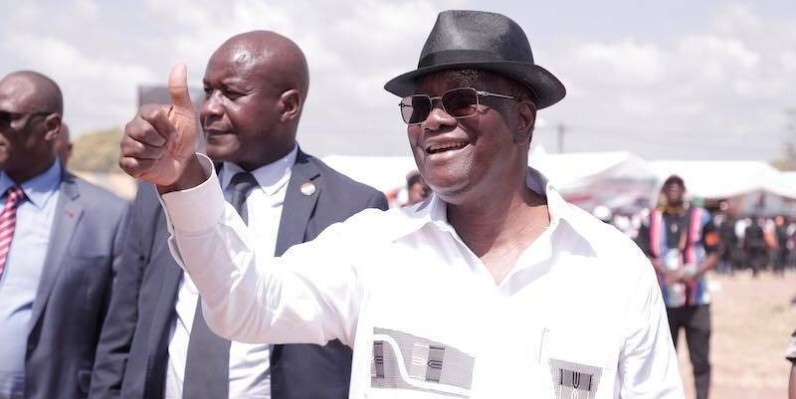Le Président de la République, Alassane Ouattara, foule ce mercredi le sol de la Marahoué. (DR)