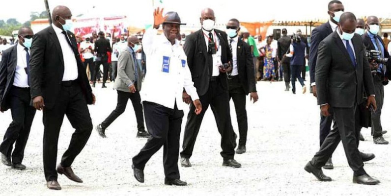 Le Président Alassane Ouattara invite les jeunes à penser à leur avenir. (DR)