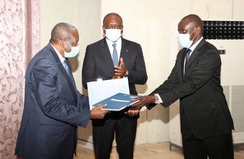 Le Premier ministre Hamed Bakayoko, a présidé la cérémonie de signature des deux conventions. (DR) 
