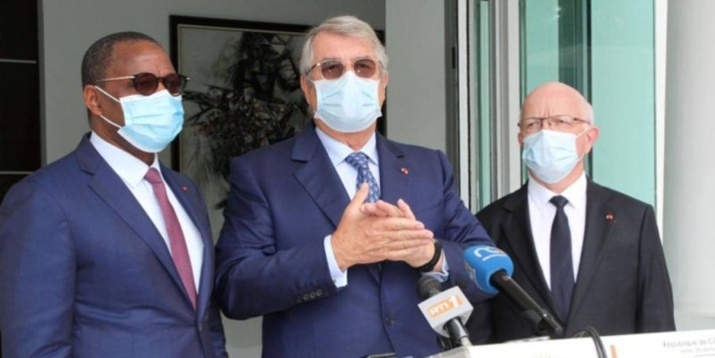 Deux hauts responsables du groupe français Bouygues ont échangé avec le Premier ministre ivoirien. (DR)