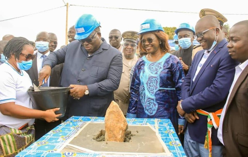 Pose de la pierre du lancement des travaux de renforcement de l’alimentation en eau potable (DR)