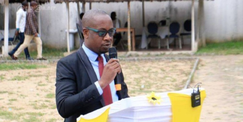 Le Super Ebony Serge Koléa et son équipe ont décidé de parcourir le pays pour prêcher la paix. (DR)