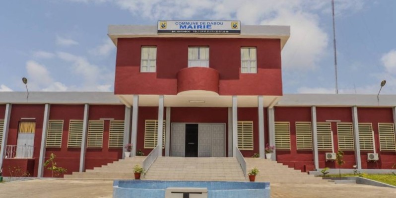 Une vue de la mairie de Dabou. (Dr)