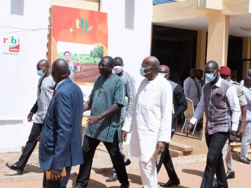 Le président Kaboré à son arrivé à la radio