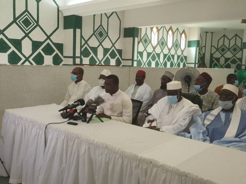 Le Père Emile Kélignon, secrétaire général adjoint de la conférence des évêques catholique de Côte d'Ivoire, porte-parole (Ph: Salif D. CHEICKNA)