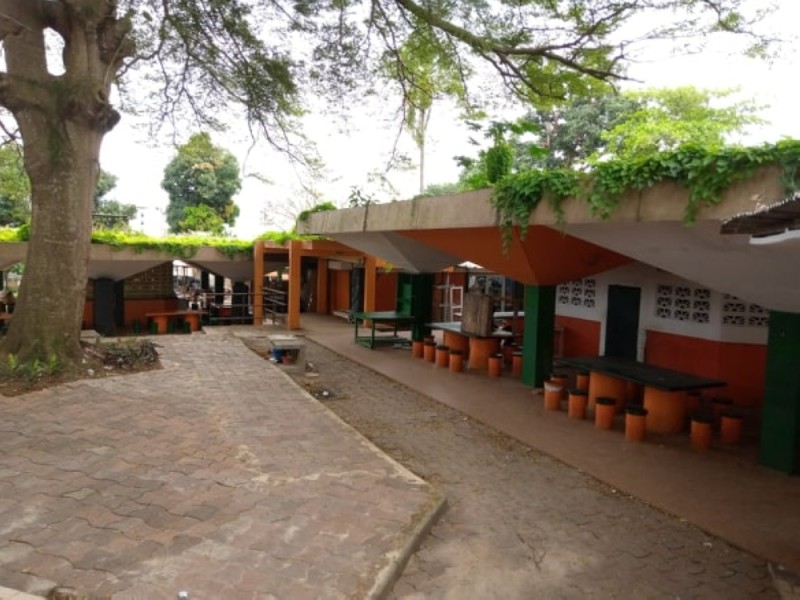 L’espace de restauration de la Cité administrative du Plateau n’a pas connu son affluence habituelle, le lundi. (Photo: G. Gabo).