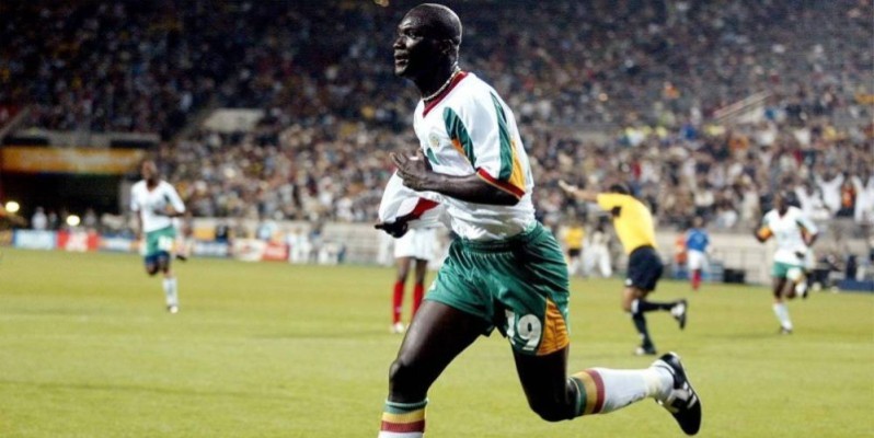 L'ex-international sénégalais Pape Bouba Diop sera inhumé dans sa ville natale. (DR)
