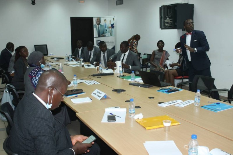 Des participants lors de la première session de formation au plateau. (Dr)