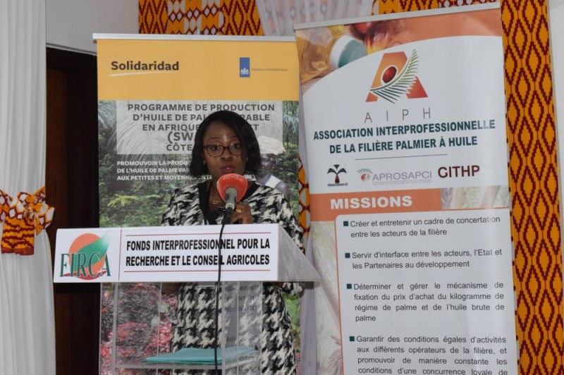 Sophiatou Colliee, la gestionnaire du programme palmier à huile à Solidaridad, rêve d’une filière qui prospère avec la contribution des femmes et des jeunes. (Dr)