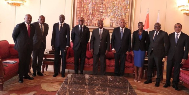 Une photo de famille à l'issue de la cérémonie. (DR)