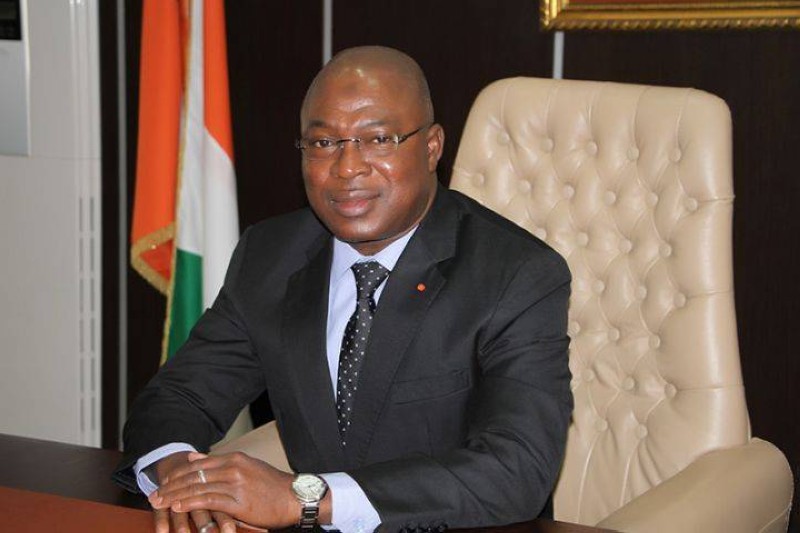 Le général Issa Coulibaly, ministre de la Fonction publique. (DR)