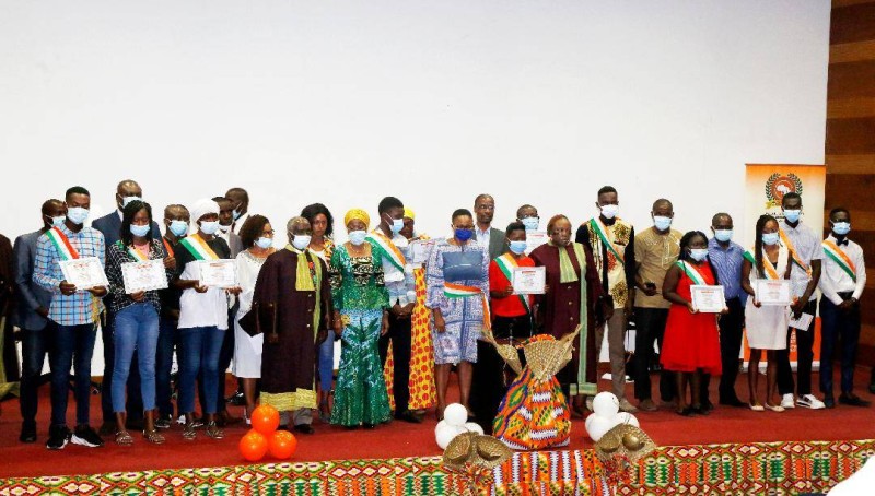 En présence de toutes les personnalités invitées, la présidente de la cérémonie, Ly-Ramata Bakayoko a fait savoir la nécessité d’œuvrer ensemble, pour mettre un terme au fléau de l'enfance en danger (Photo Dr)