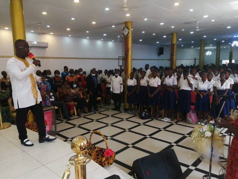 Les élèves de la commune de Koumassi ont communié avec Dieu en présence de leurs formateurs et encadreurs.