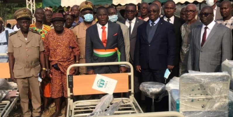 L'Adra a fait un don de matériel médical à la ville de N'Douci. (DR)