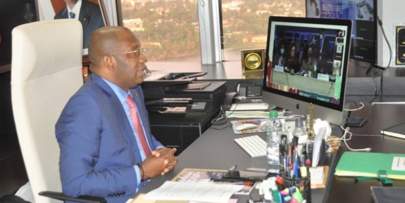 Siandou Fofana est intervenu depuis Abidjan par visioconférence à la 113e session de l’Organisation mondiale du tourisme, à Madrid en Espagne. (DR)