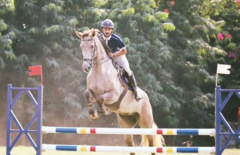Romain Boyer a remporté le 120 cm à domicile, à Horse Academy. (DR)
