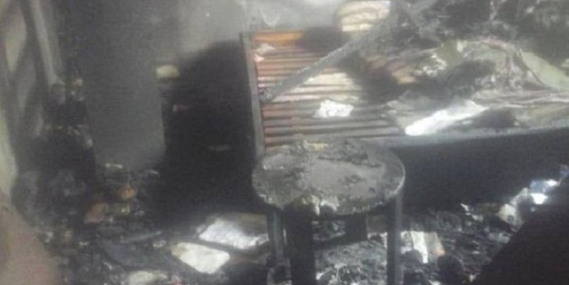 Le feu a ravagé toute la maison du vieux Silué Korna Norbert. (Dr)