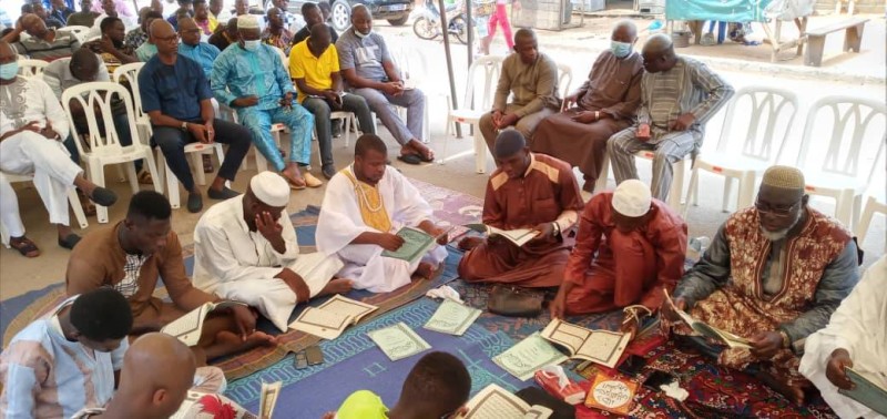 De nombreux dignitaires et guides religieux ont pris part à cette cérémonie parrainée par Noufé Michel, directeur des moyens généraux du trésor.