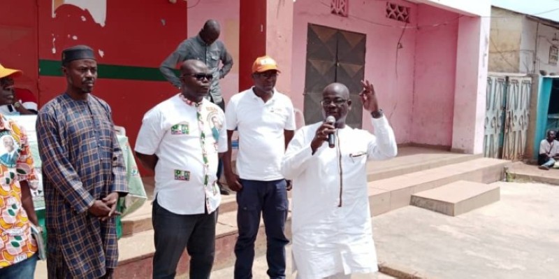 Venance Konan a présenté son commando pour la campagne. (DR)