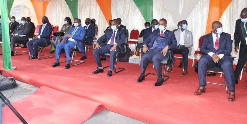 La cérémonie d'inauguration des guichets automatiques de la banque du Trésor a été présidée par Bamba Vassogbo, directeur de cabinet adjoint du ministre de l’Économie et des Finances. (DR)