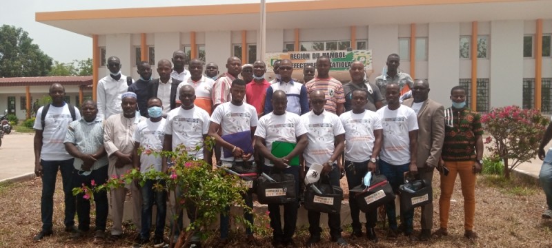 




 Les participants ont reçu une formation théorique et pratique.