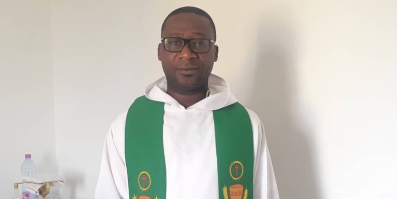 Père Don Abib Marcellin (Auteur de Foi et Culture  quand le Zouglou chante Dieu).(DR)