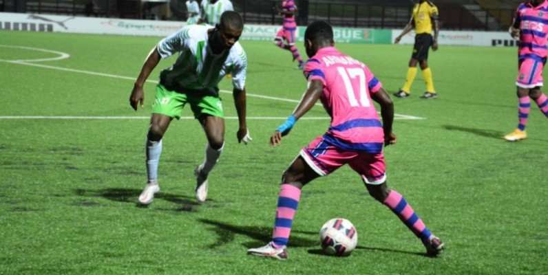 Dagrou Armad (de dos) et le Racing mettront la pression sur la Soa.  (Photo : DR)