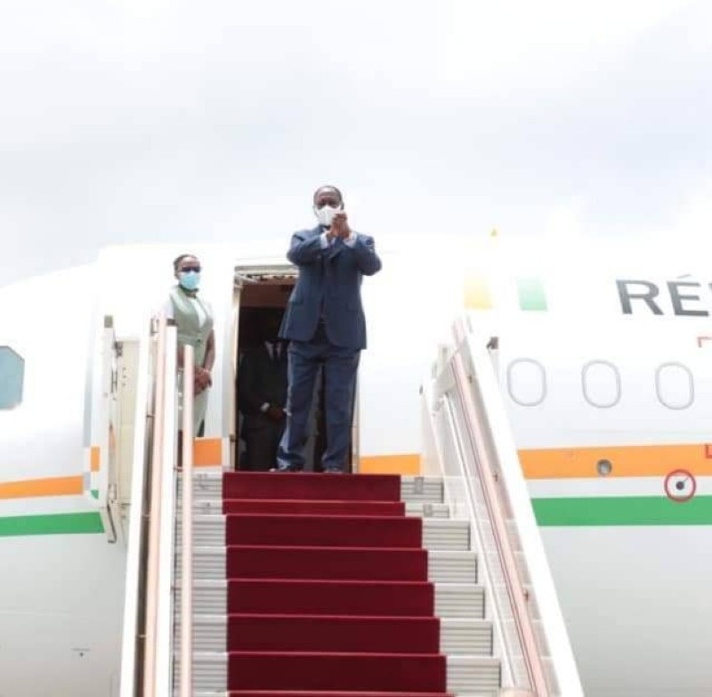 Alassane Ouattara s'est envolé, ce samedi, pour Paris