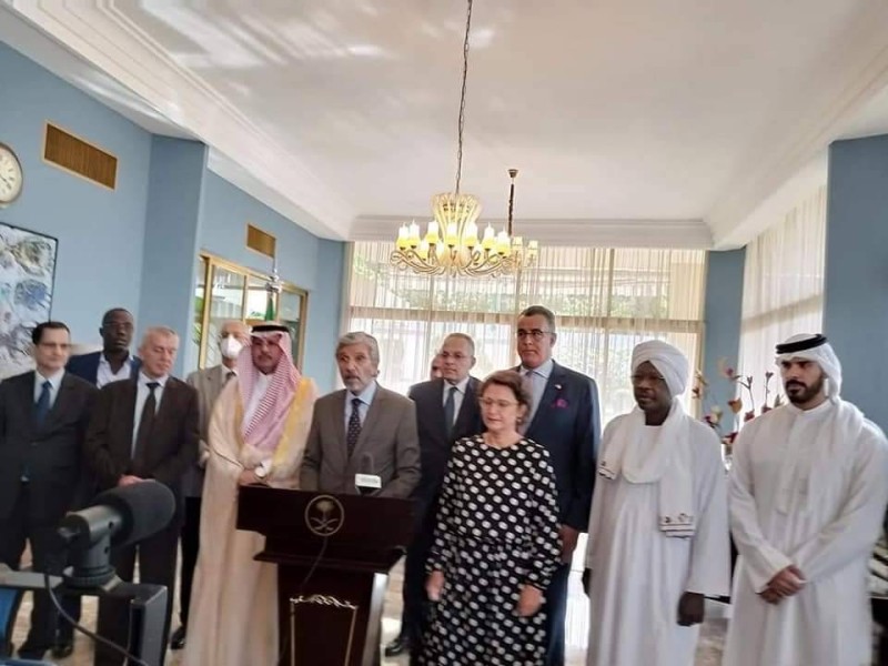 Des Ambassadeurs des Etats membres de l’Organisation de la Coopération Islamique (O.C.I.