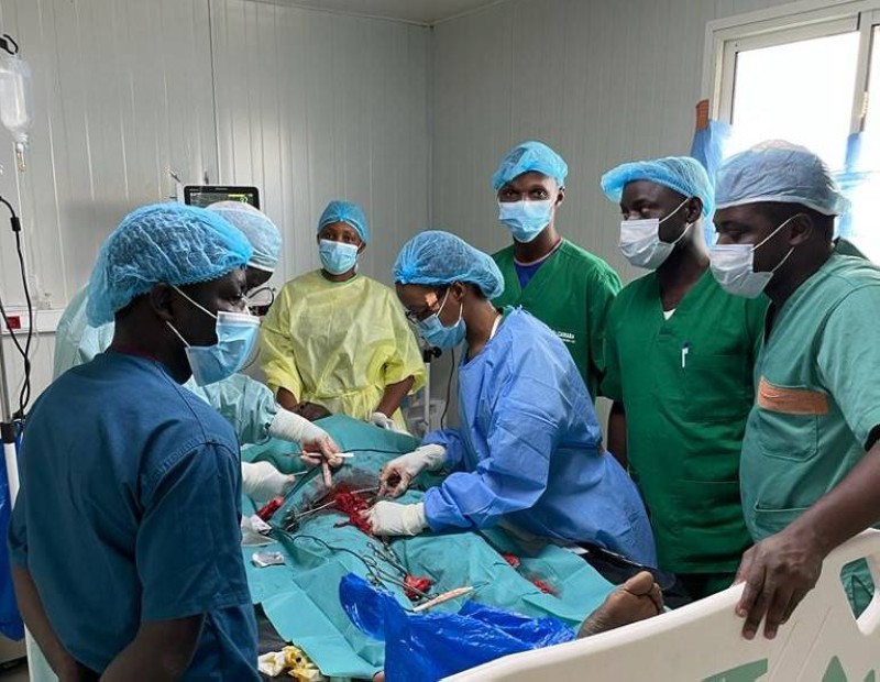 L’Association des chirurgiens en vidéo endoscopie chirurgicale d’Abidjan (Acvca) a apporté secours gratuitement à de nombreux patients (DR)