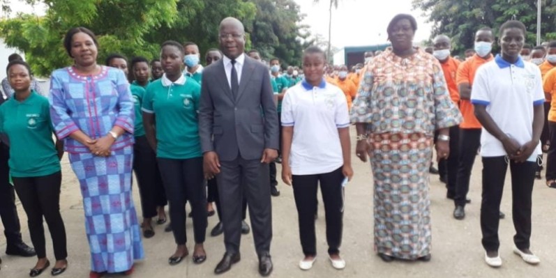 Le ministre Pierre Dimba a communié avec les étudiants de l’Infas. (Photo : DR)