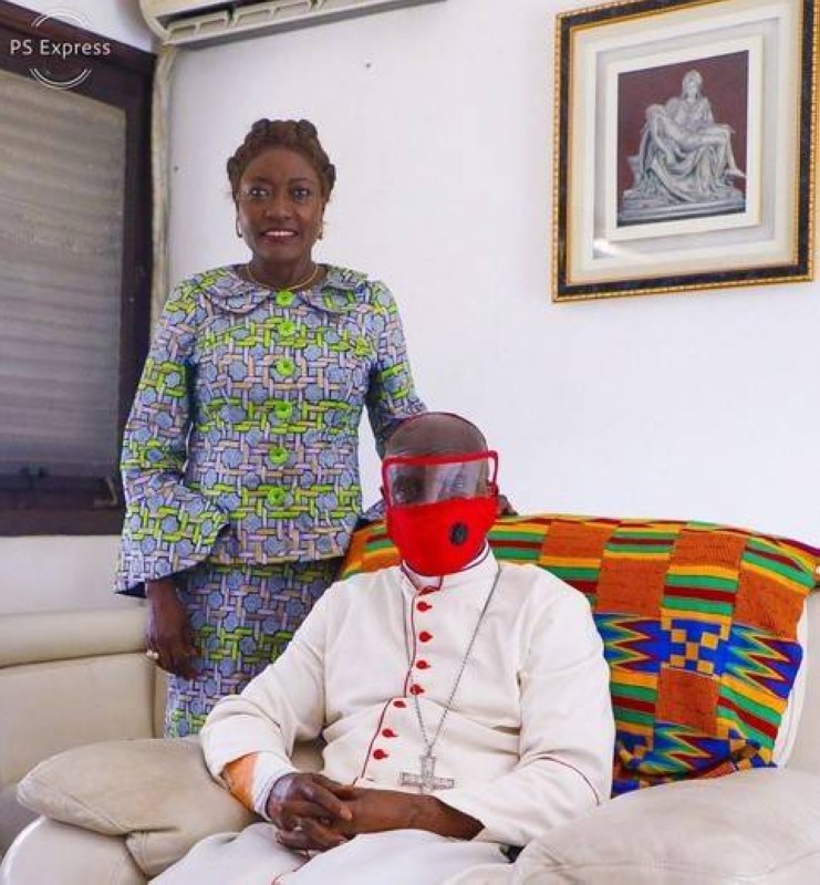 La ministre Mariatou Koné en compagnie de Jean-Pierre Cardinal Kutwa