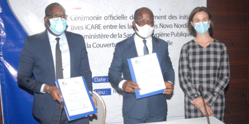 Lors de la signature du Memorandum of Understanding (MOU) entre le ministre Pierre Dimba et Ibrahim Bakayoko, directeur régional Afrique francophone de Novo Nordisk à Abidjan. (Bavane)