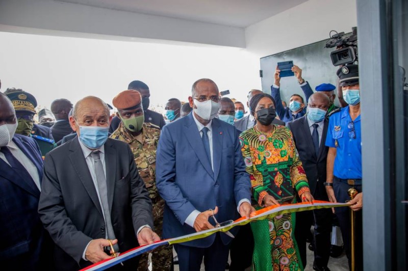 Coupure du ruban symbolique à l'inauguration de l’Académie Internationale de Lutte Contre le Terrorisme (DR)