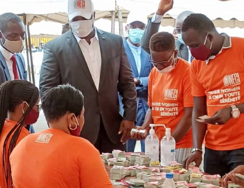 De nombreux demandeurs de la Cni de la commune d'Abobo ont retiré leurs cartes au cours d'une opération spéciale. (Photo : DR)