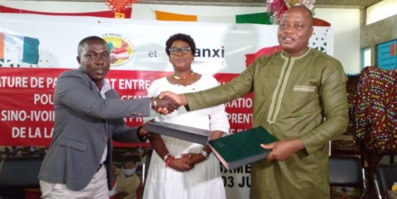 Guanxi Management et Yoro signent une convention de partenariat. (DR)