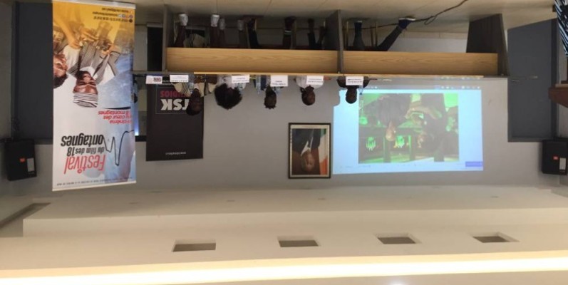 La salle Amadou Gon Coulibaly de l’hôtel communal a abrité un salon des métiers du cinéma. (DR)