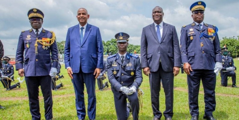 Plusieurs officiers pour renforcer la lutte contre le terrorisme. (DR)
